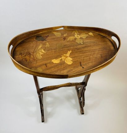 null Émile GALLE (1846-1904)


Petite table de milieu en bois naturel, le plateau...