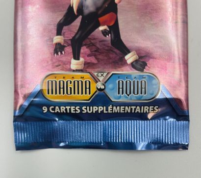 null POKEMON CARDS
Sealed booster.
Edition: Ex Team Magma Vs Team Aqua, 2005.
Illustration...