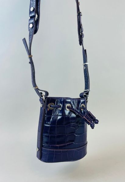 null THE KOOPLES 
16 cm bucket bag in purple imitation crocodile leather, strap closure,...