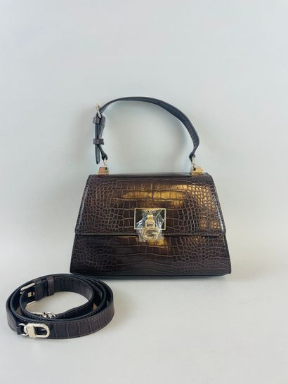 null GUESS, Stephi
27.5 cm handbag in crocodile print, zipper flap closure with metallic...