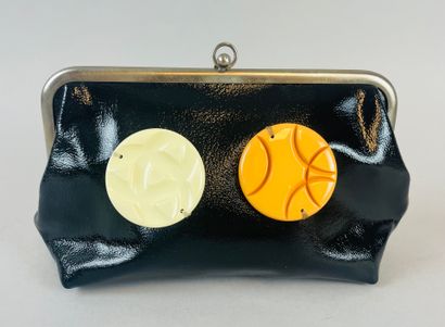 null MARNI 
Evening clutch in black patent leather, decorated with two circular elements...