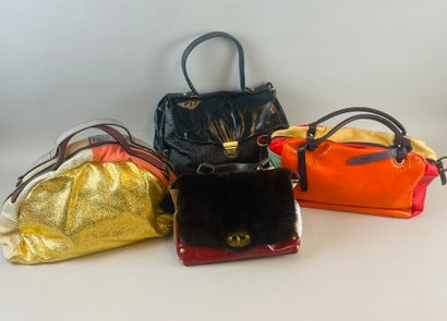 null REFLEUR Made in Italy
Set of 4 bags.
Very good condition (two with tags).