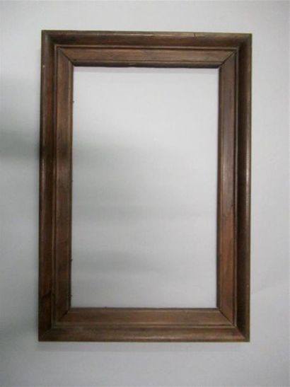 null Waxed moulded natural oak frame with a curved and flat profile.
19th century...