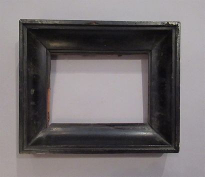 null Moulded wood frame, blackened wide groove profile.
Italy, XIX th century (stitches...