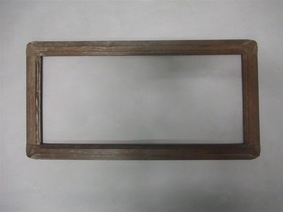 null Moulded natural oak frame
Circa 1900
Height: 28 cm - Width: 63,5 cm - Profile:...