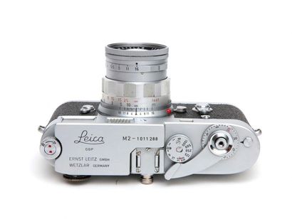 null APPAREIL PHOTOGRAPHIQUE. 
Boitier Leica M2 (Leitz Wetzlar, 1960) n°1011288 avec...