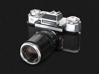 null APPAREIL PHOTOGRAPHIQUE. 
Boitier Contarex Super avec objectif Carl Zeiss Sonnar...