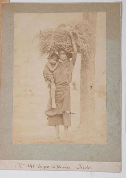 null PHOTOGRAPHIE.
 ASIE, INDE, Thalassery. Circa 1870-1880. Ensemble de six tirages...