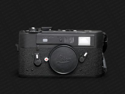 null APPAREIL PHOTOGRAPHIQUE. 
Boitier Leica M5 noir (Leitz Wetzlar, 1973) n°1359625...