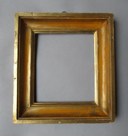 null Baguette en bois mouluré, doré à profil de gorge.
Italie, époque XIXème
16 x...