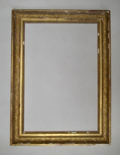 null Ancien cadre à miroir dit " à double gorge" en bois et pâte doré à décor de...