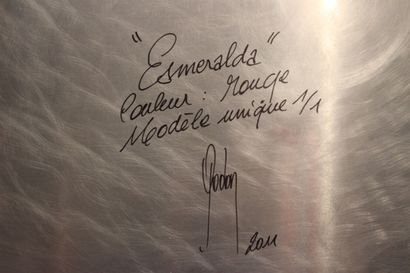 null GODON "ESMERALDA ROUGE", 

plaque en métal , modèle unique, signée en haut à...