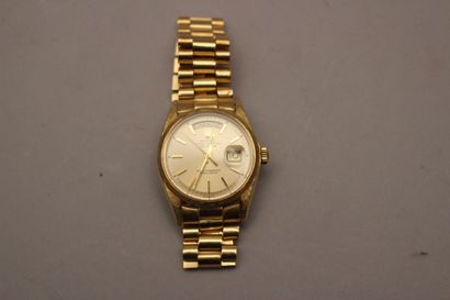 null Rolex, Day-Date, Ref. 1806, n° 185xxxx, vers 1967.

Une rare montre en or jaune...