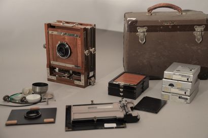 null Appareil photographique. Dans valise Lavolaille (Paris), chambre photographique...