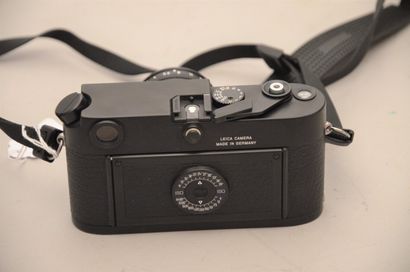 null Appareil photographique Leitz Leica. Boitier Leitz Leica M6 noir (1997) n°2295996...