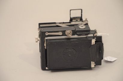 null Appareil photographique. Boitier Plaubel Makina (noir) avec objectif Plaubel...