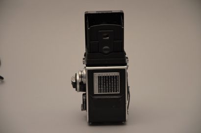 null Appareil photographique. Boitier Rollei Rolleiflex 2.8 F ("Importé d'Allemagne...