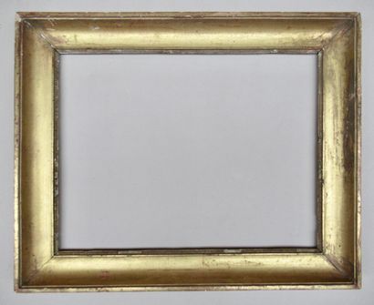 null Carved and waxed natural oak frame with inverted profile, decorated with ribbons,...