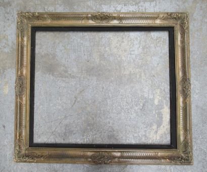 null Painted and patinated carved wood frame with stylized decoration of palmettes,...
