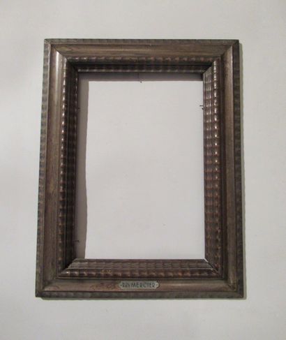 null Tinted moulded wood frame with inverted profile and wavy mouldings

Dutch style,...
