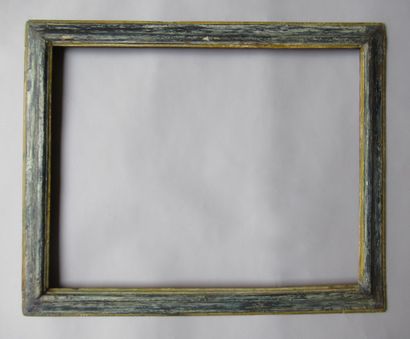 null Molded, gilded and painted blue wood frame with inverted profile.

Italy, 18th...