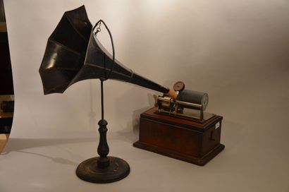 null Phonographe à cylindre inter, 1900/1910, caisse retournable et pavillon type...