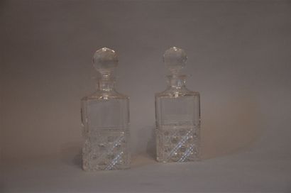null Paire de flacons à whisky en cristal Saint Louis - Haut: 25 cm
