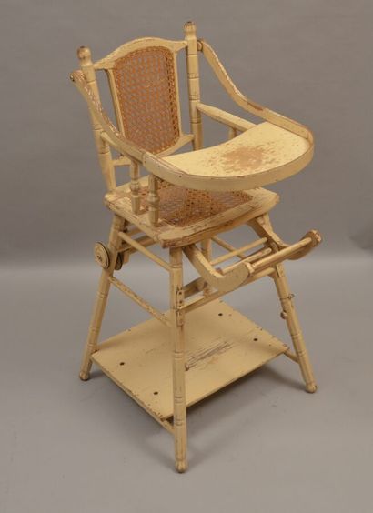 Chaise d'enfant en bois relaqué blanc, pliante...