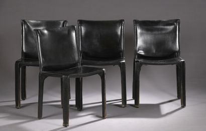 *Quatre chaises cuir noir CASSINA N°412

Achat...