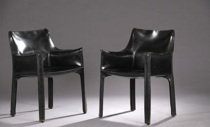 *Deux fauteuils cuir noir CASSINA N°413