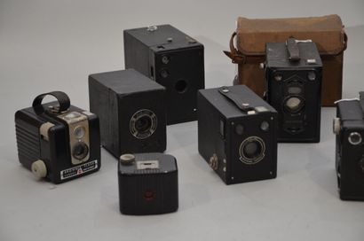 null Set of ten various cameras in the state: Kodak, Conway, Lumière, Coronet, Zeiss...