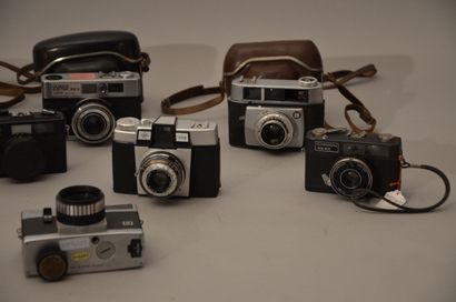 null Set of eight various cameras. Ricoh 35 FM camera, Alsaphot IIC camera (missing),...