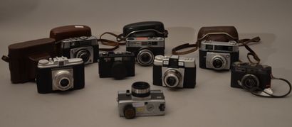 null Set of eight various cameras. Ricoh 35 FM camera, Alsaphot IIC camera (missing),...