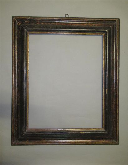 null Frame in molded oak with inverted profile, gilded, painted black and false scale.

Itlie...