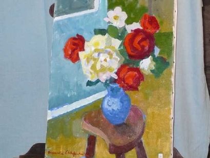 null Maurice CHAPUIS (1922 - 2010) Bouquet de roses sur tabouret Huile sur toile,...