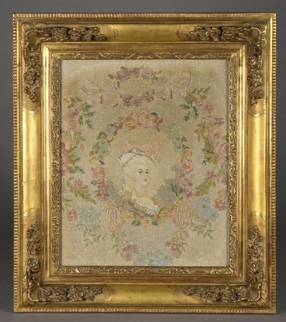 null Travail à l'aiguille

Portrait de Marie-Antoinette dans un entourage fleuri

XVIIIème

44,...