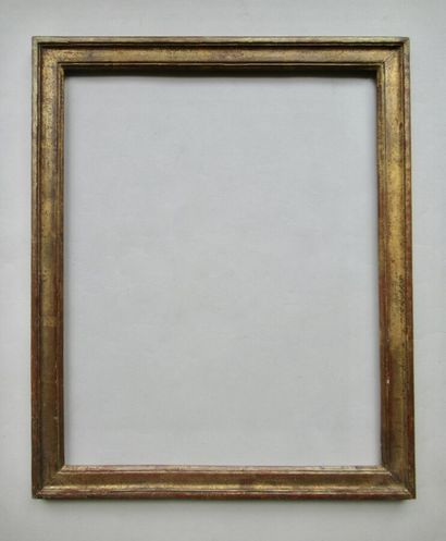 null Baguette en bois mouluré doré à profil de méplat

Epoque XIXème

31 x 40 cm...