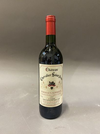null 11 bouteilles : Château Chevalier de Saint Jean 1997