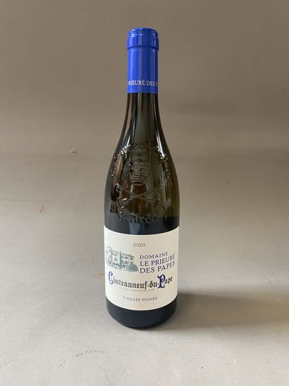 null 10 bouteilles : CHÂTEAUNEUF DU PAPE 2020 "Vieilles Vignes" 2020 Domaine le Prieuré...