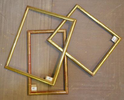 null Trois joncs en bois mouluré et doré Epoque Louis-Philippe 31,5 x 38,5 cm - Profil:...