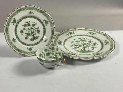 null House HAVILLAND Limoges
Part of a porcelain dinner service decorated with "tree...