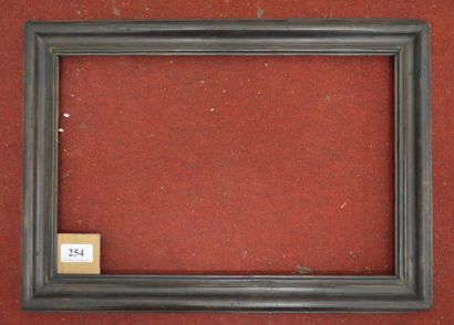 null Cadre en bois mouluré et noirci Italie, XVIIIème siècle 25,6 x 39,5 cm - Profil:...