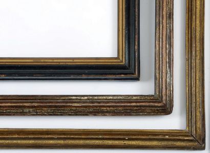 null Cadre en bois mouluré et doré à la mécca Italie, XVIIème siècle 59 x 85,1 cm...