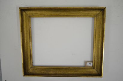 null Gorge en bois mouluré et doré Début du XIXème siècle 31,6 x 39 cm - Profil:...