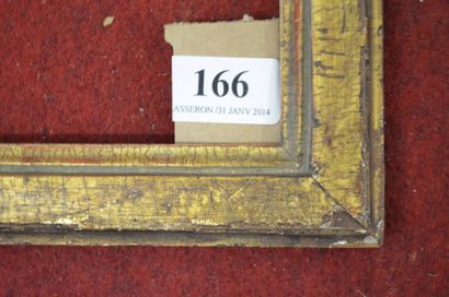 null Baguette plate en bois mouluré et doré. Epoque Louis XVI. 41,3 x 47,2 cm - Profil:...