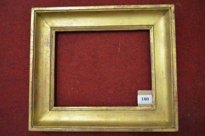 null Gorge en bois mouluré et doré. Début du XIXème siècle. 19,1 x 24,4 cm - Profil:...