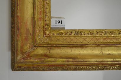 null Cadre en chêne sculpté et doré. Epoque Louis XV. (redoré et modifié dans ses...