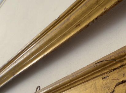 null Cadre à profil renversé en bois mouluré et doré. Italie, XVIIème siècle. (accidents...
