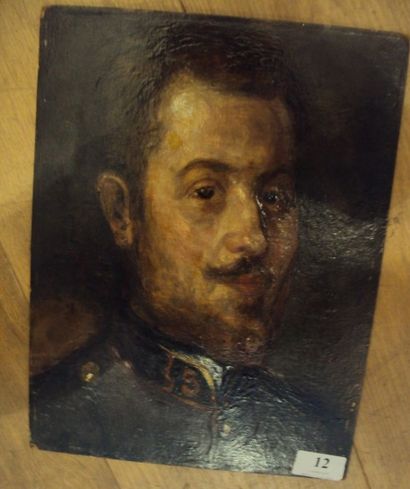ECOLE FRANCAISE DU XIXème siècle Portrait d'officier Huile sur carton 32 x 24,5 ...