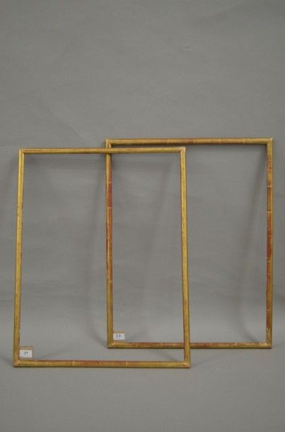 null Paire de joncs en bois mouluré et doré Epoque Louis-Philippe 50 x 64 cm - Profil:...